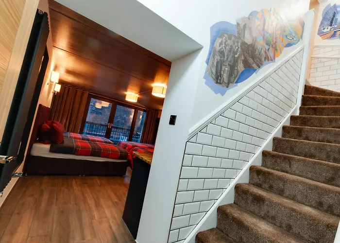 Alberts Apartments